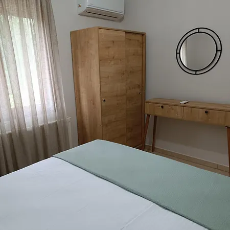 Semesterbostad Tsimas House *