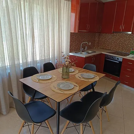 Dom wakacyjny Tsimas House