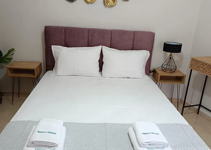 Holiday home Tsimas House